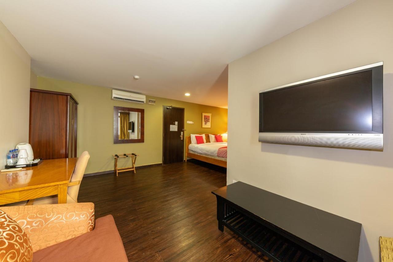 โอโย 430 โอ๊คแวลเลย์ บูทิก โฮเต็ล Hotel ยะโฮร์บาห์รู ภายนอก รูปภาพ